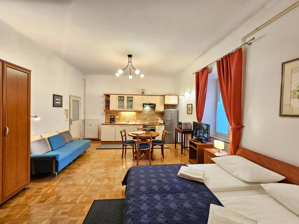 Apartment Spacious Nika 2 Tour As Laibach